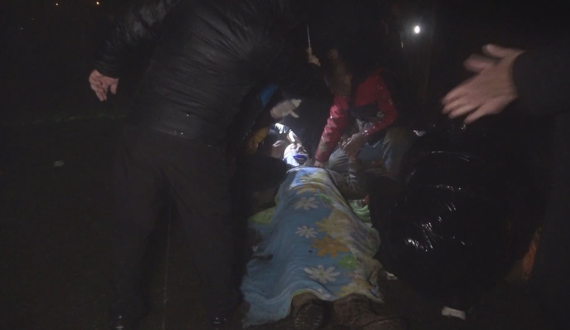 heyelan-faciasi-ekipler-toprak-altinda-kaldi-sakarya-ekibide-bolgedetug1suw2zx