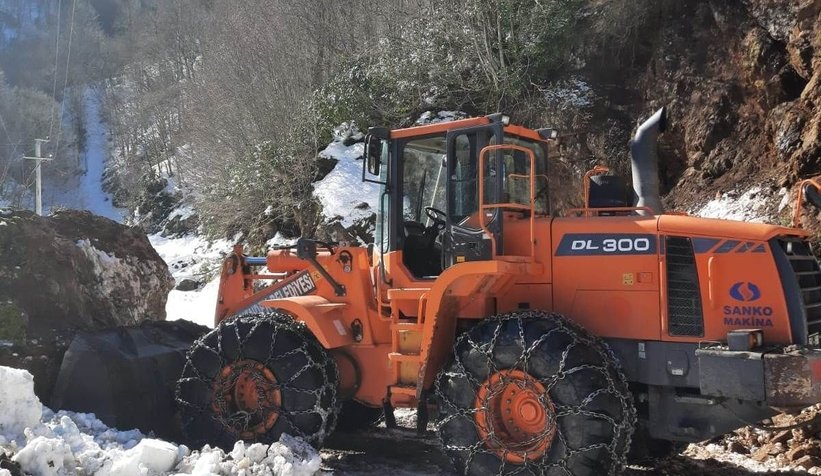 Heyelandan kapanan yol açıldı