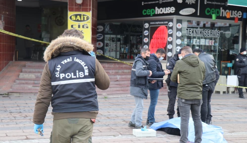 Hilmi Kayın İş Merkezi'nin çatısından düşüp öldü