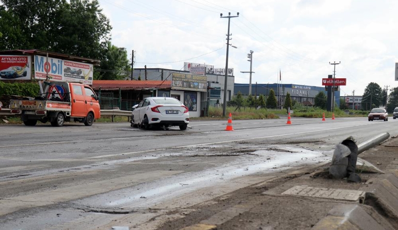 Hurdaya dönen otomobilden yara almadan kurtuldu