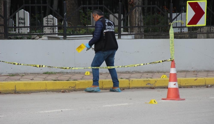 Husumetli iki grubun tartışması olaylı bitti: 3 yaralı