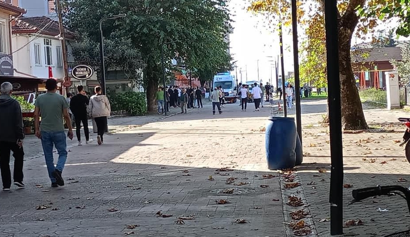 Husumetlisinin saldırısına uğradı; Kan içinde kaldı