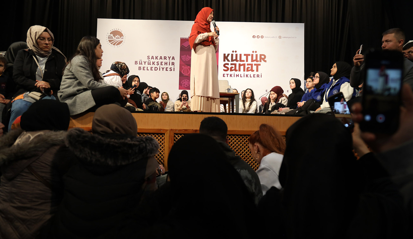 Huzurlu Aile Sohbetleri  yoğun katılımla gerçekleştirildi