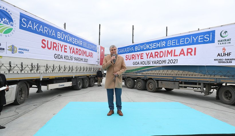 İdlib'e 11 tır yardım malzemesi