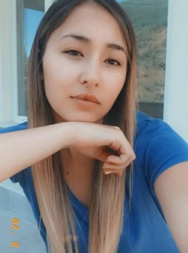 İki genç kadına kırmızı ışıkta kanlı infaz