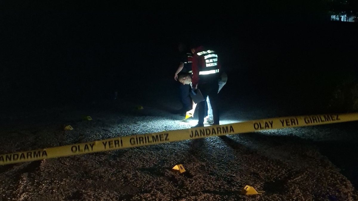 İki grup arasında silahlı kavga 1'i ağır 6 yaralı