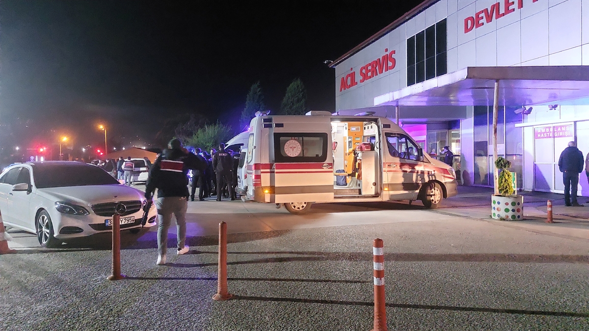 İki grup arasında silahlı kavga 1'i ağır 6 yaralı