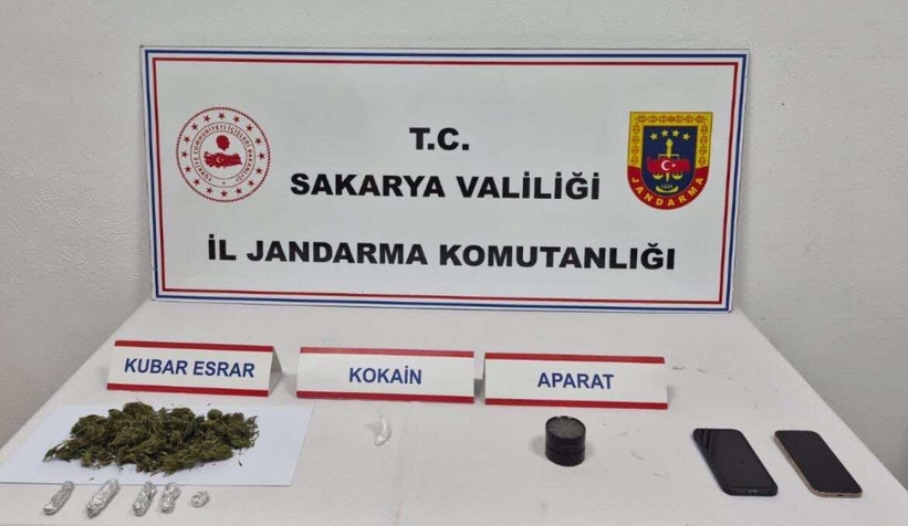 iki-ilcede-silah-ve-uyusturucu-operasyonudfjsmwhtrf