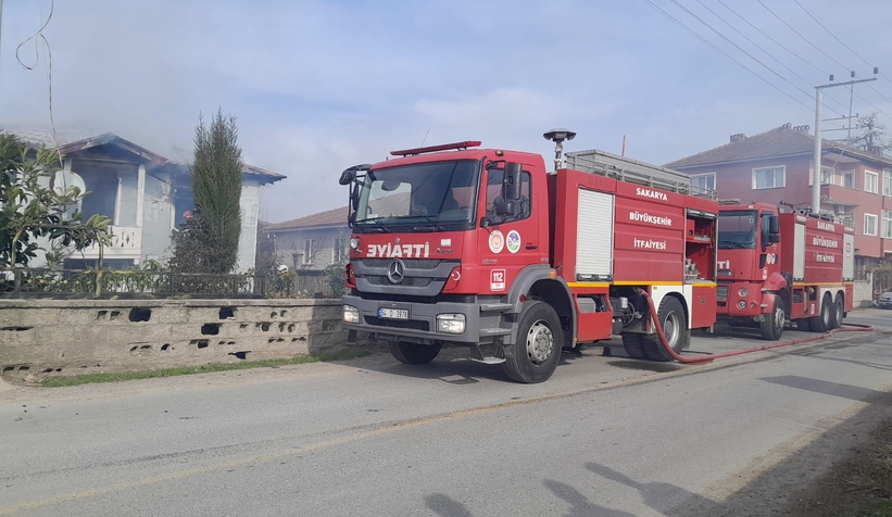 İki Katlı Evde Yangın