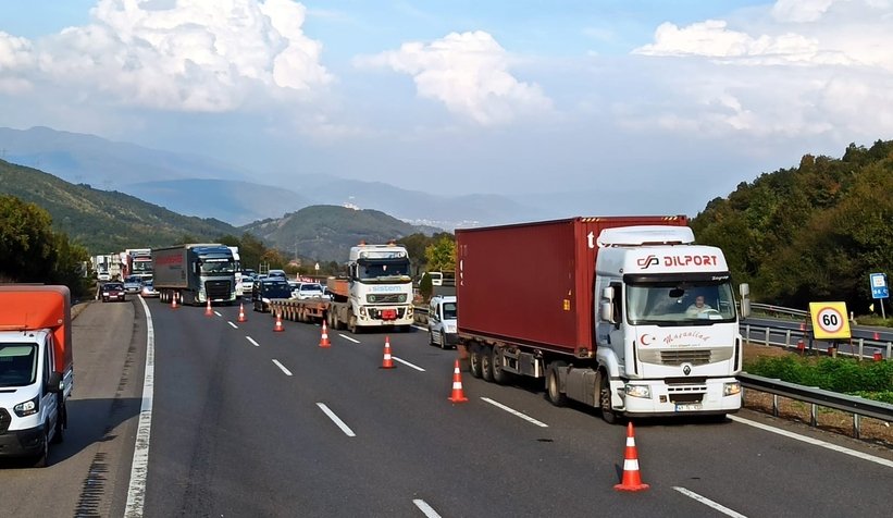 iki katlı yolcu otobüsü alev alev yandı