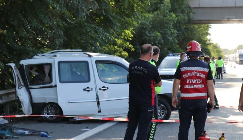 TEM’de feci kaza 1 ölü, 3 yaralı