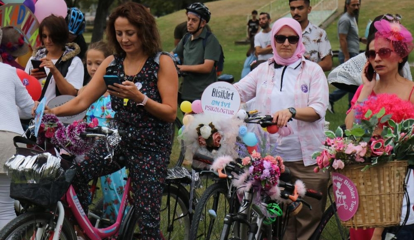 İklim krizine dur demek için pedal çevirdiler