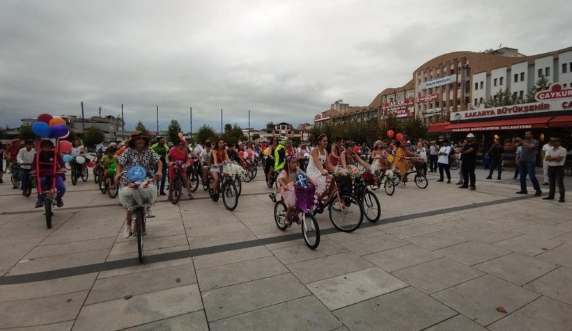 İklim krizine dur demek için pedal çevirdiler