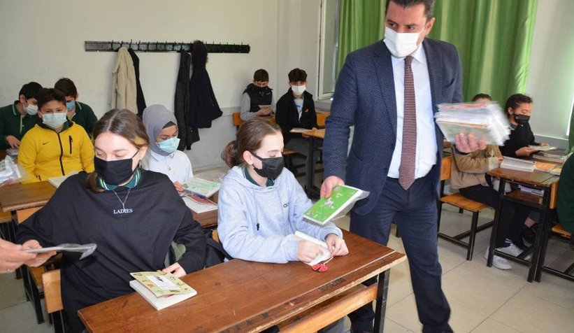 İl Milli Eğitim Müdürü Akyazı'da okullardan inceleme yaptı