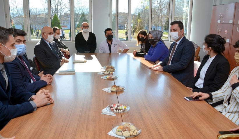 İl Milli Eğitim Müdürü Akyazı'da okullardan inceleme yaptı