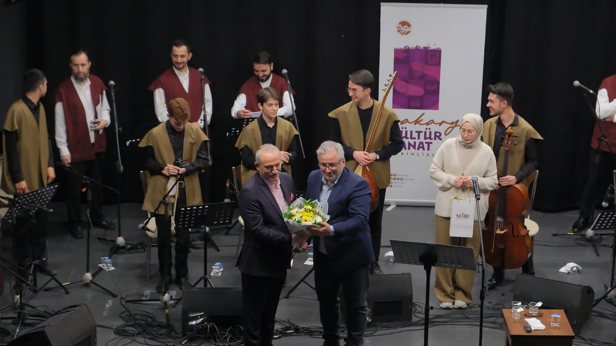 İlahilerle dolu gece