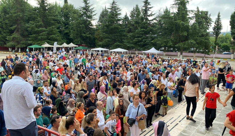 İlk ders zili çaldı: Minikler okulla tanıştı