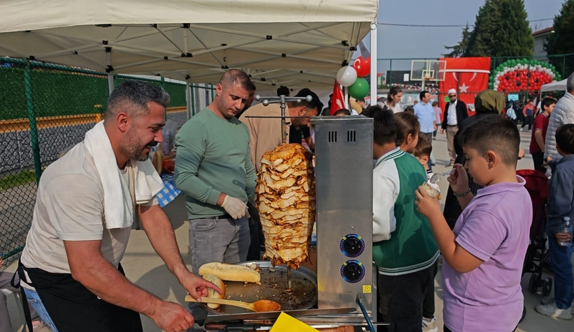 inonu-ilkokulu-ve-inonu-ortaokulundan-kermesrulgduf4l3