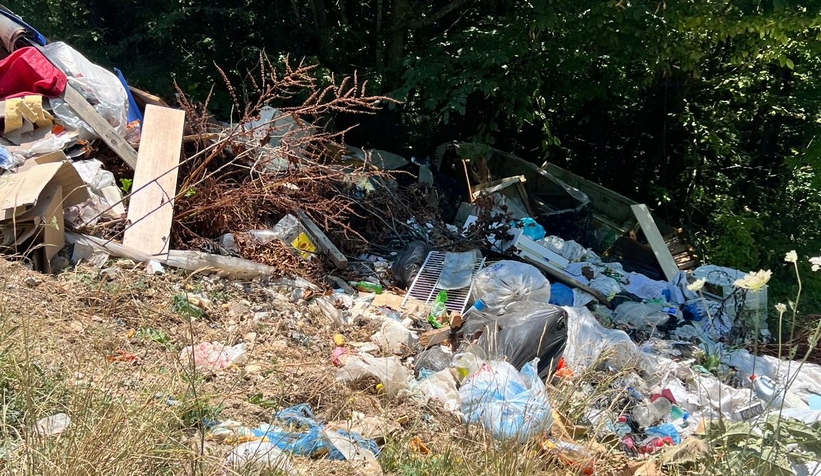 insaat-atiklarini-ve-copleri-ormana-attilarrej2mdfpmf