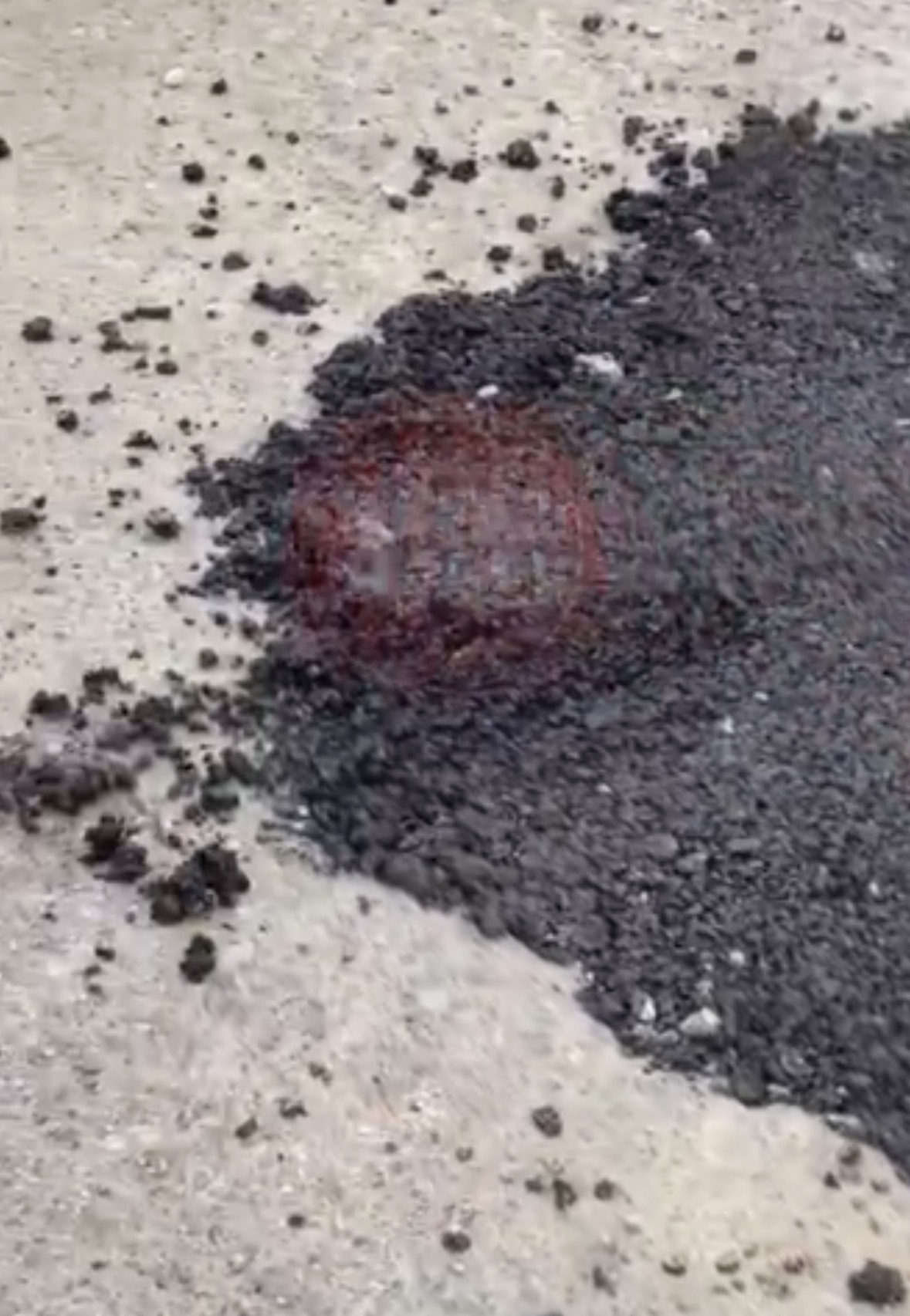 İnternet ekipleri asfalt ezen küçük makinayla Akyazı’yı tanıştırdı 