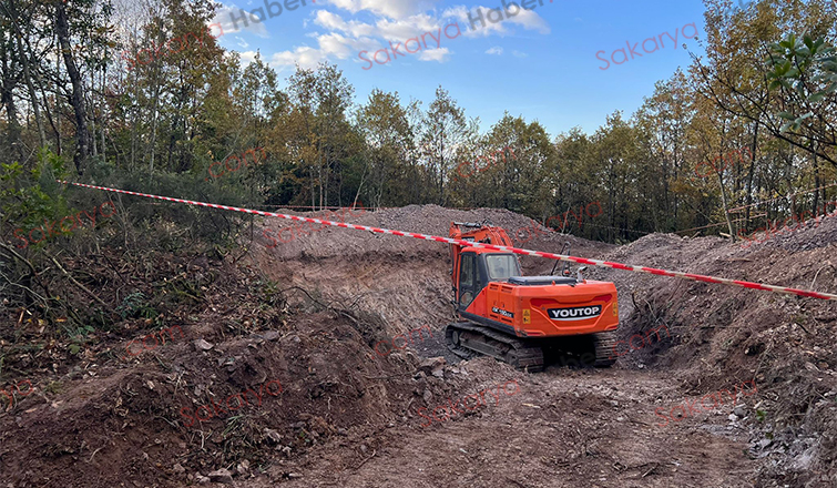 is-makinesi-getirip-ormanda-define-ararken-yakalandilarq3vbsnhkr2