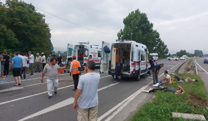 İşçi minibüsü devrildi: 5 yaralı