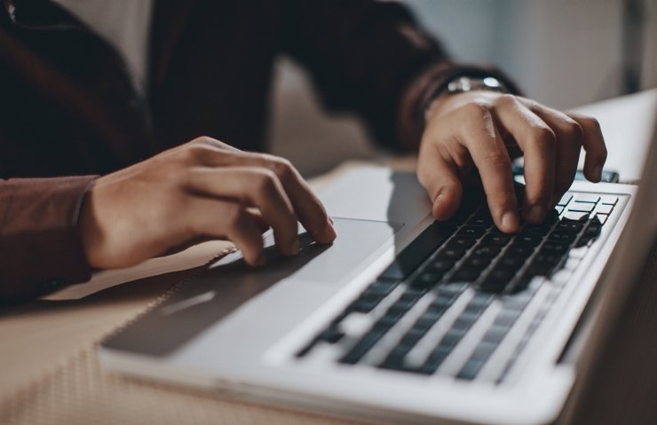 İşçinin bilgisayarını izinsiz inceleyen patrona kötü haber