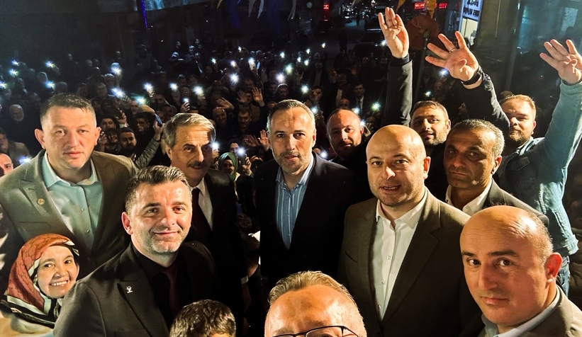 isiksu-gonul-kopruleri-insa-etmeye-devamenfbczv1nk
