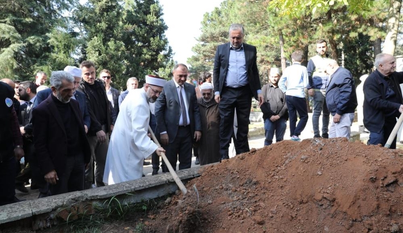 İsmail Cerrahoğlu toprağa verildi