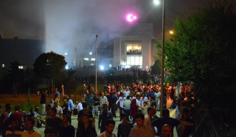 iste-15-temmuz-hain-darbe-girisiminde-sakarya-da-yasananlardk9lnvewnv