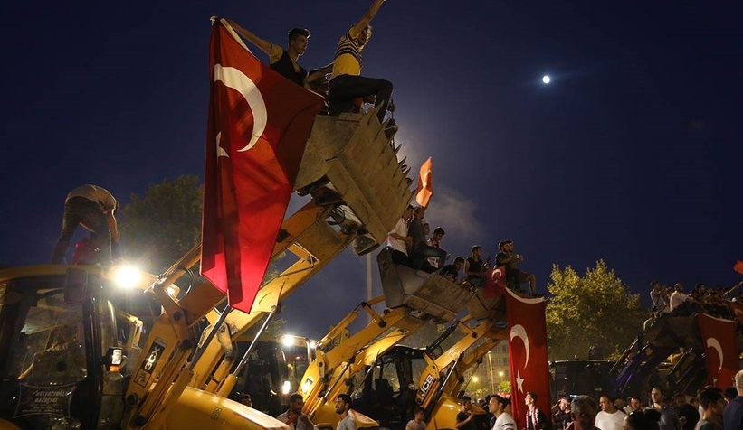 İşte 15 Temmuz hain darbe girişiminde Sakarya'da yaşananlar