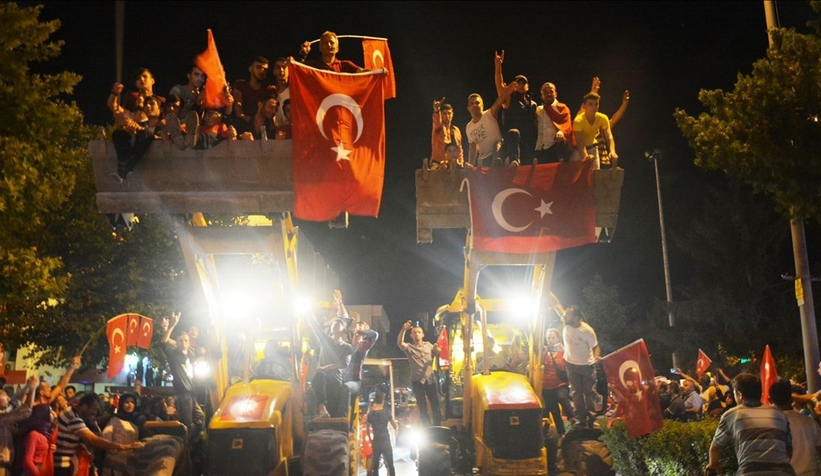 İşte 15 Temmuz hain darbe girişiminde Sakarya'da yaşananlar