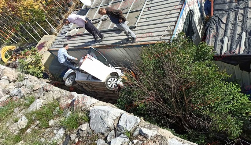 İstinat duvarından aşağı düştü