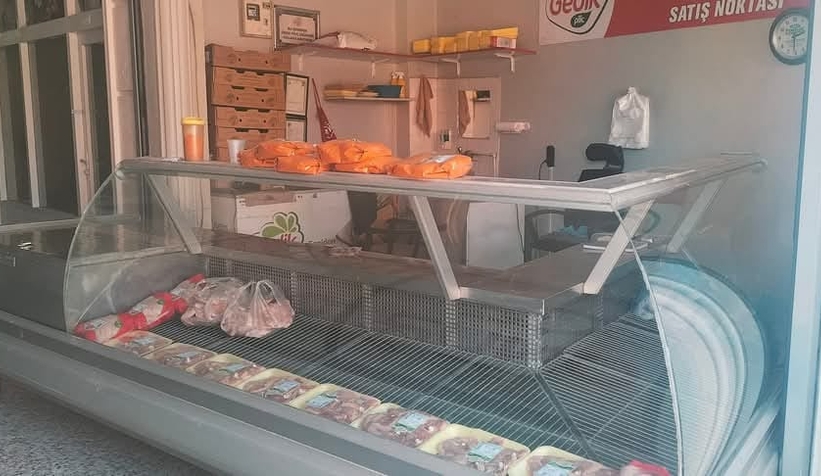 isyerinde-kalp-krizi-gecirip-hayatini-kaybettiszv6depnwx
