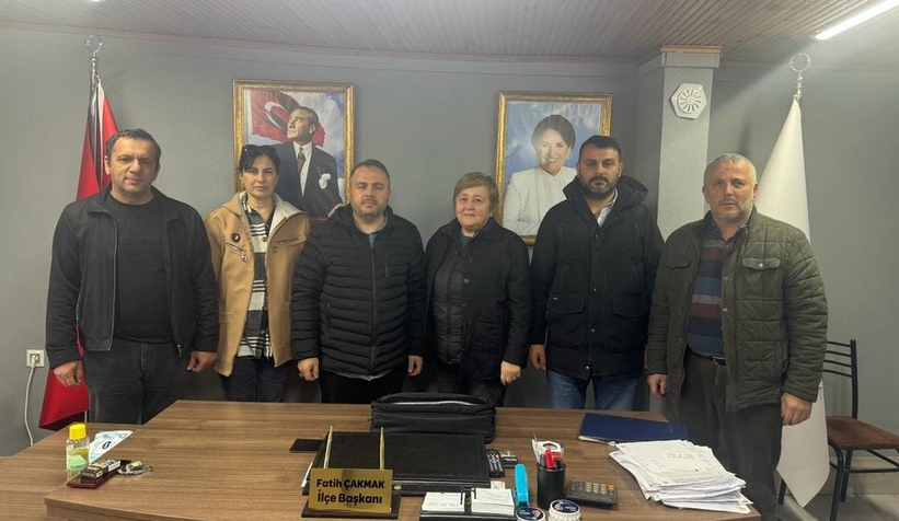 iyi-parti-de-dikbayir-gerilimi-ilce-yonetimi-istifa-ettiswznk3pnzw