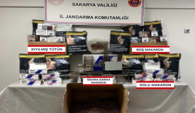 Jandarma zehir tacirleri ve kaçakçılara göz açtırmadı
