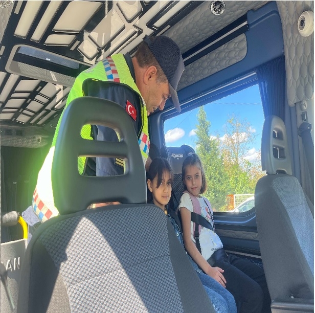 Jandarmadan okul servislerine denetim