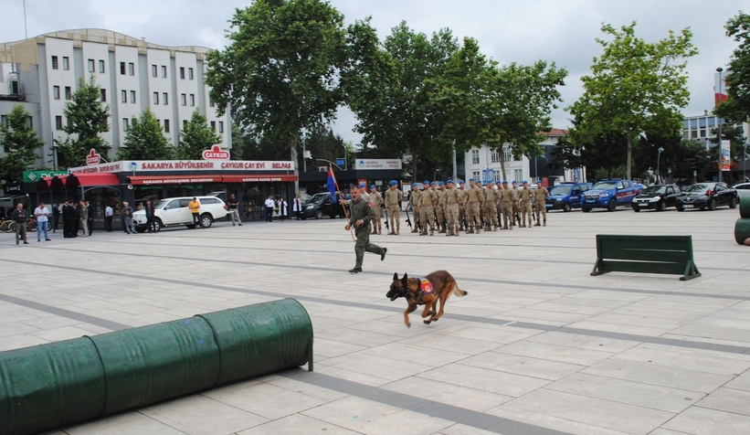 Jandarmanın kullandığı silah ve teçhizat tanıtıldı