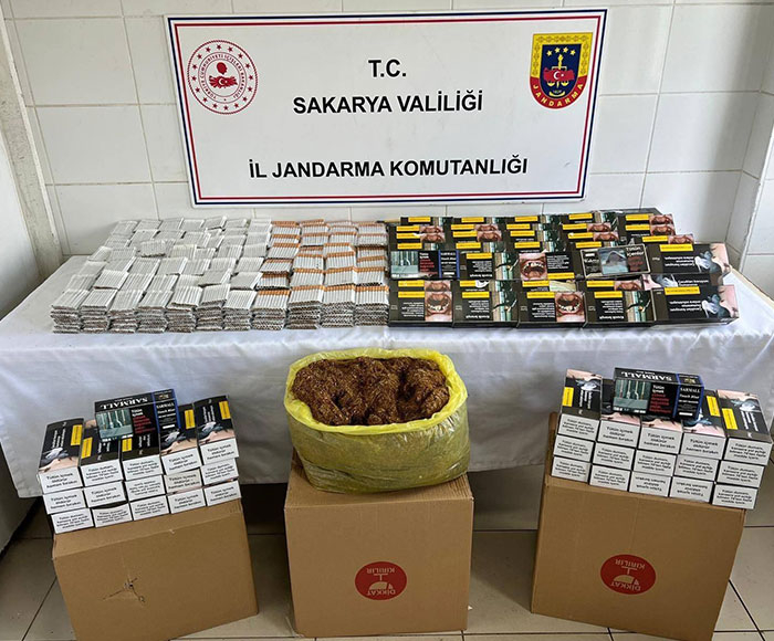 Kaçakçılara darbe; Yüzbinlerce ele geçirildi