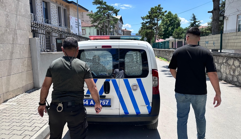 kacamadilar-polis-aranan-iki-hirsizi-yakaladiyvvdzg9qaf