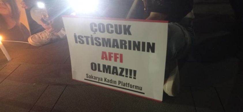 kadin-platformu-sehle-ve-narin-icin-sessiz-protesto-duzenledic1nrmwzzsg