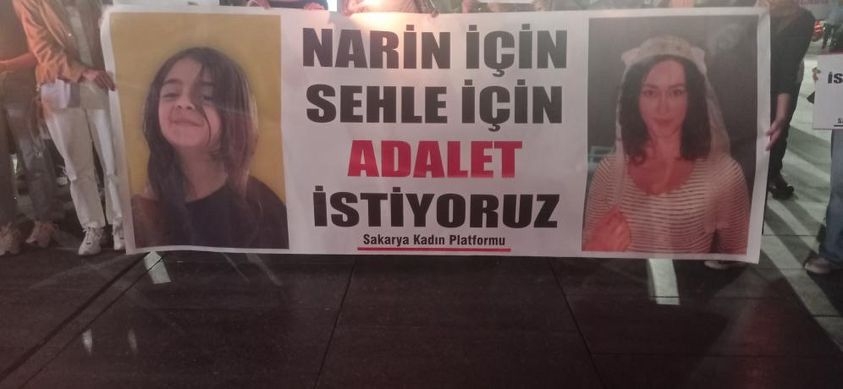 kadin-platformu-sehle-ve-narin-icin-sessiz-protesto-duzenledic1nrmwzzsg