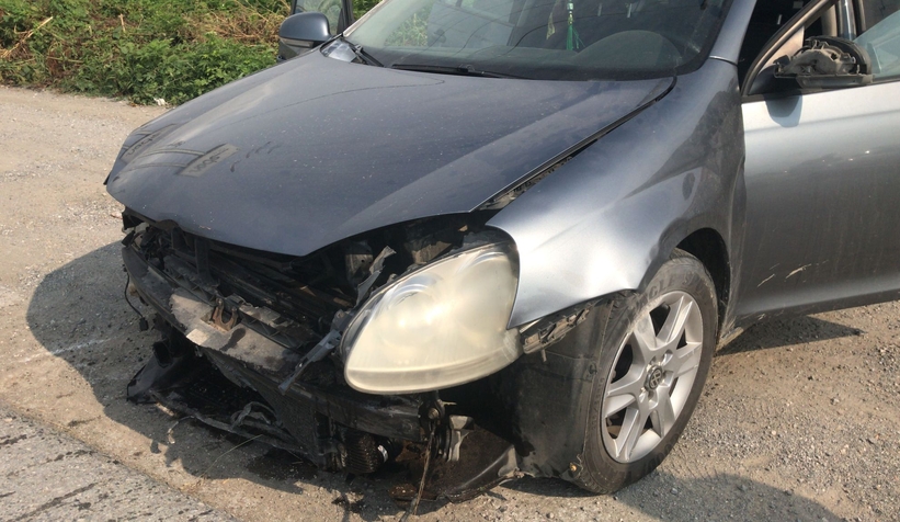 Kadın sürücü kazanın şokunu üzerinden atamadı