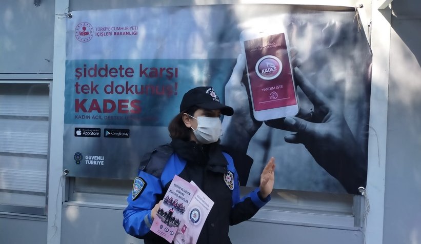 Kadınlara şiddete karşı kurulan KADES, kadınlara tanıtıldı