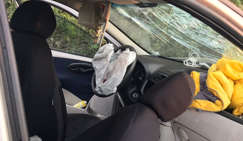 Kafa kafaya çarpıştılar 3'ü çocuk 6 yaralı