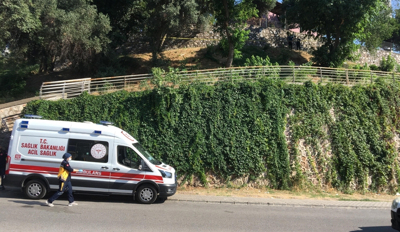 Kafasından vurulmuş olarak bulundu