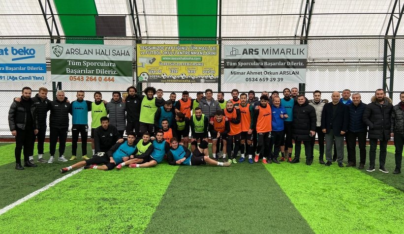 Kahramanmaraş hazırlıklarını halı sahada sürdürdü