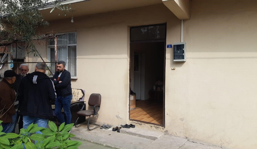 Kahvaltıya çağırmak için gitti, kardeşinin cansız bedenini buldu