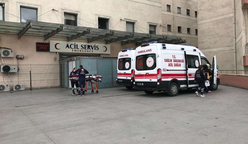 Kahvehane sahibini vurdu