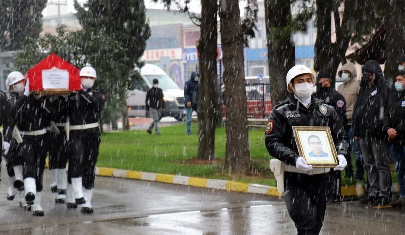 kalbine-yenik-dusen-genc-polis-icin-toren-duzenlendimk1satrybj